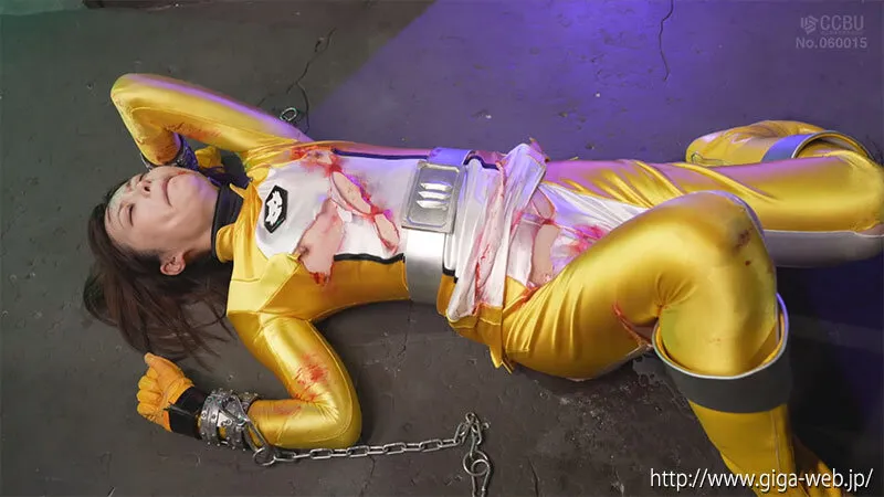 SPSE-076 Arrogant heroine loses her mind: Divine Beast Squadron Beast Ranger Beast Yellow Tenma Yui - Sora Kam — Sora Kamikawa, Yui Tenma, screenshot 5