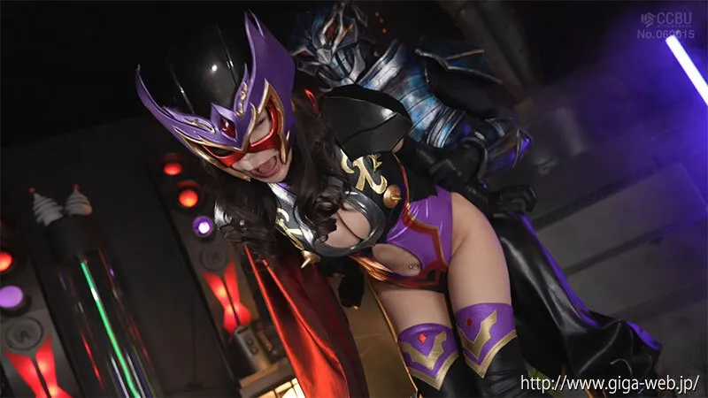 SPSF-010 妖艶女幹部ガーベラ ヒーロー陥落 吉澤友貴 — 吉澤友貴, スクリーンショット 1