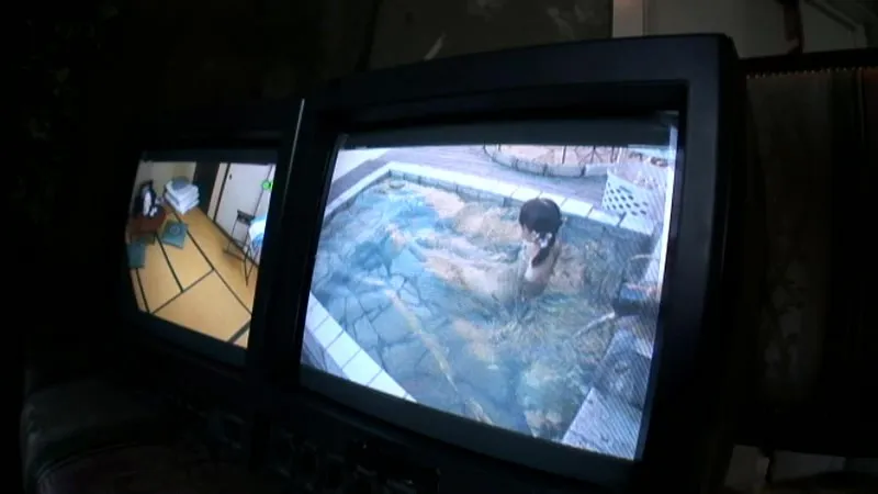 NXG-167 Shock! How Will That Girl React if A Guy With A Massive boner Joins Her In The Bath?!, screenshot 2