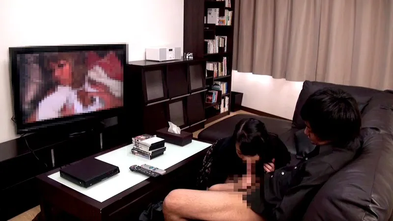 SPZ-722 Appreciating Porn Alone With Mother 2, screenshot 2