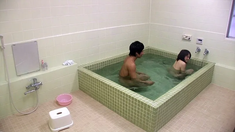 WAN-137 貸し切り風呂でアナタの彼女を浮気させます。 2, スクリーンショット 1