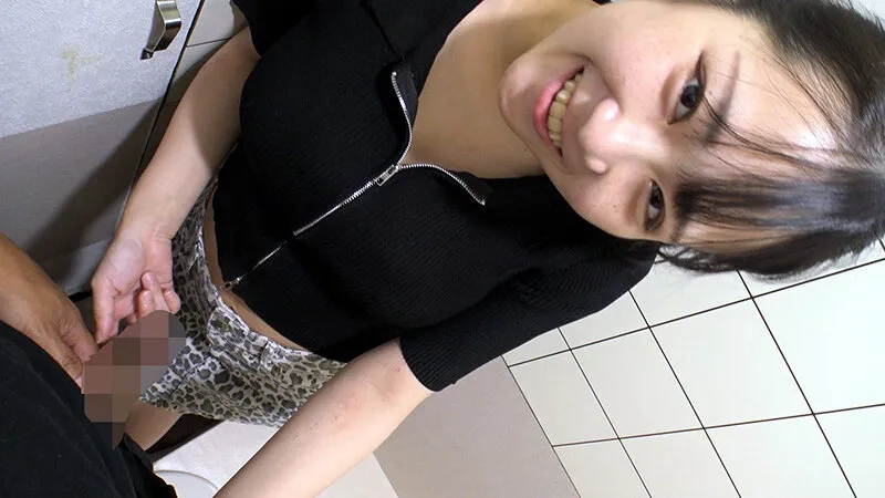 PMFT-398 I was seduced by a sexy older woman on the street... and I'll squeeze every last drop out of you. - Y — Yuuri Aise, screenshot 2