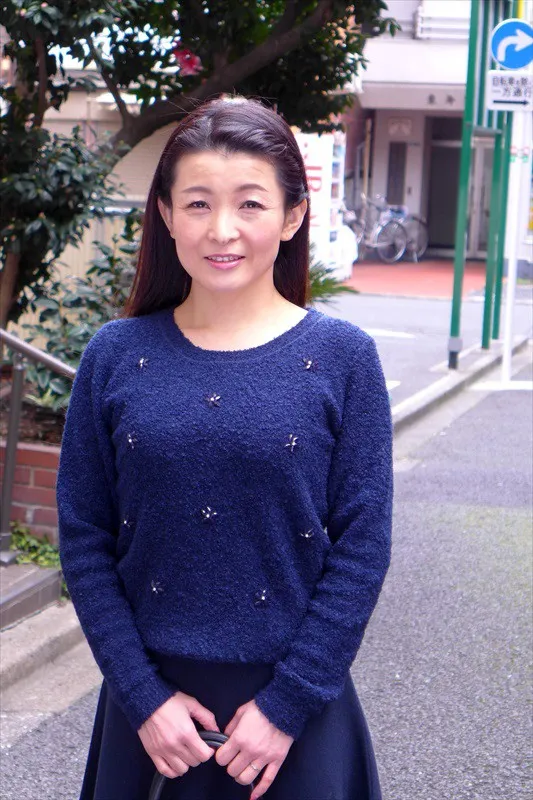 RD-880 — Ayaka Sawa, Ryoka Omiya, Suzuka Omiya, screenshot 1