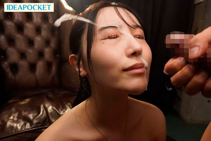 IPZZ-838 A stunning beauty and a middle-aged man engage in a lewd, intense French kiss, their tongues and sali — Fujisaki Mai, screenshot 4