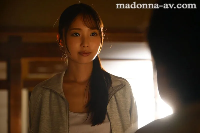 JUR-521 I wonder if something has changed since then. An adulterous affair with my playhood friend, Mahiro, dr — Mahiro Ichiki, screenshot 1