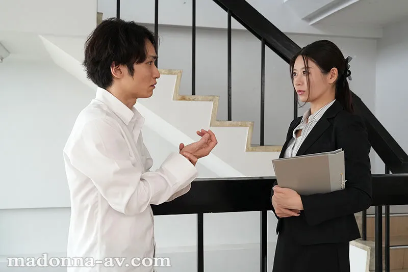 JUR-677 Female Teacher NTR: A delinquent student seduces his beloved wife. - Iyo Shinohara - Shinohara Iyo — Shinohara Iyo, screenshot 1