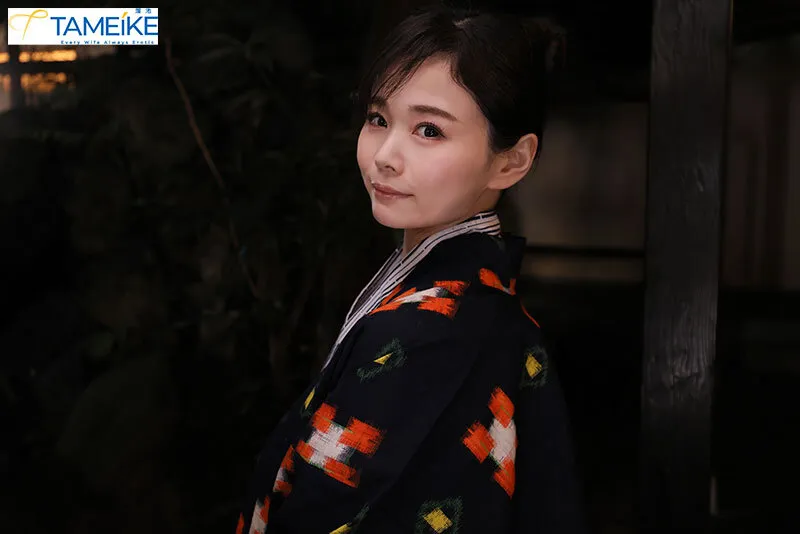 MFYD-136 While on a hot spring trip with my girlfriend, I was intensely tempted by her older sister (a married — Reina Dan, 壇玲奈, screenshot 5