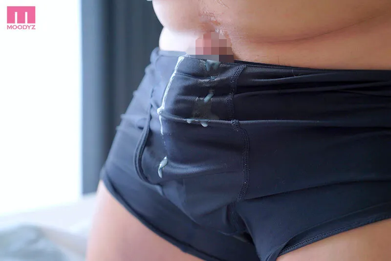 MIAB-545 "If I pee and ejaculate, it's not cheating, right?" When I asked my girlfriend's gyaru sister for adv — Amiri Saito, Amiri Saitou, screenshot 2