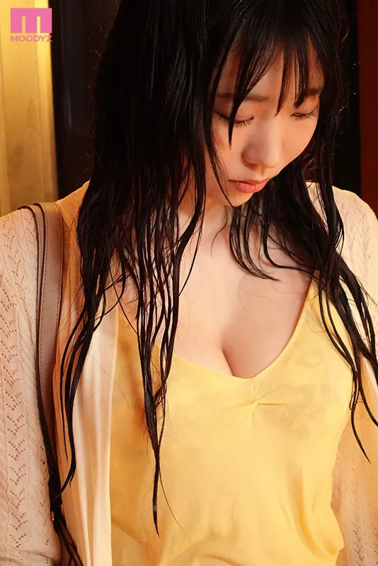 MIDA-258 彼女の姉の濡れ‘神乳’誘惑がエロすぎて…。彼女が不在の24時間、一生分の精子出すほどハメまくった…! 百田光稀 — Mitsuki Momota, 百田光希, スクリーンショット 1