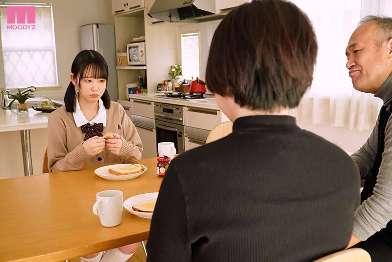 MIDA-282 My wife went home for three days, and I had a lifetime's worth of sex with my stepdaughter, who was f — Sakura Yuno, screenshot 1