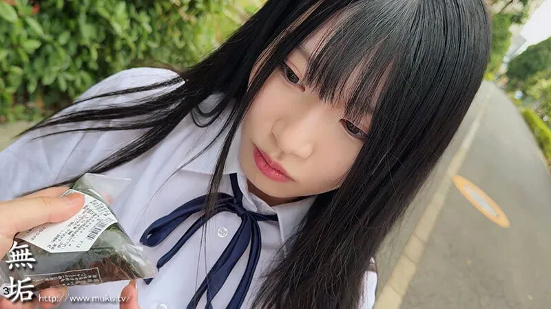 MUKD-562 The happiest day of her life when she discovers a classmate's weakness. Poor, shoplifting, and play.. — 白百合みなみ, スクリーンショット 1