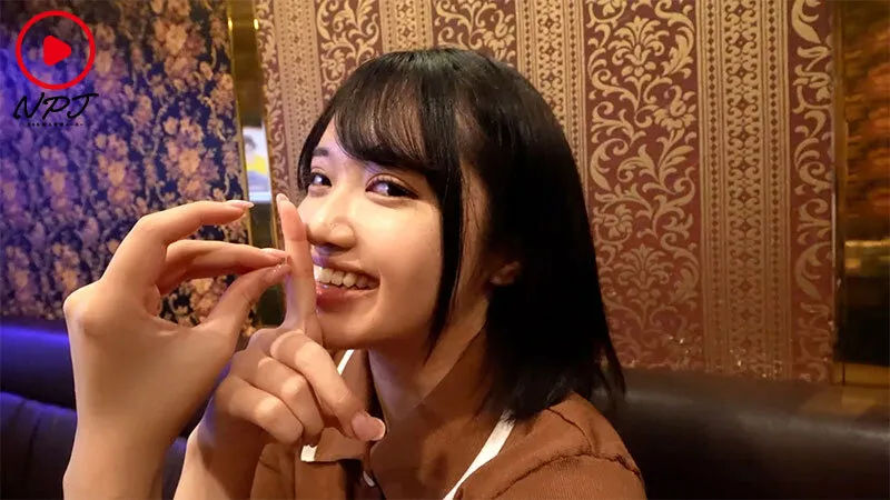 NPJH-006 I went viral on Twitter with my close-contact fan service and sent a direct message to that person! I, screenshot 1
