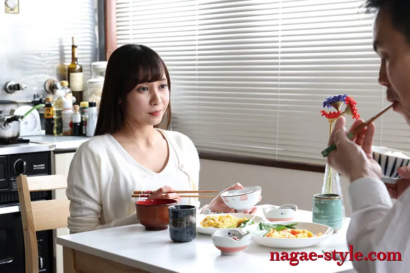 NSFS-090 The People With A Pure And Innocent Image. The Best Of Rika Aimi. — Rika Aimi, Rika Omi, screenshot 1