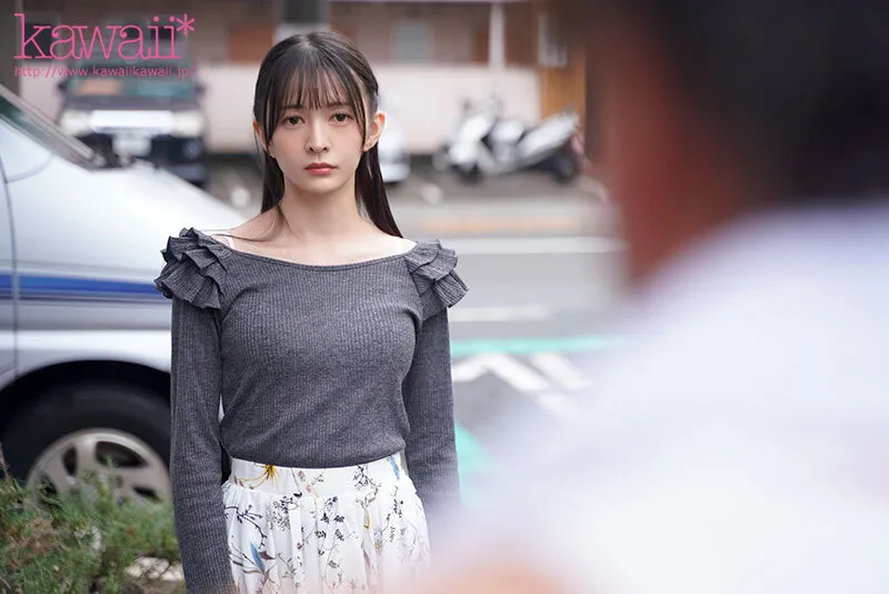 PFES-122 My unfriendly female college student neighbor keeps flashing her panties at me in the hallway... Is s — Yukimura Izuki, screenshot 1