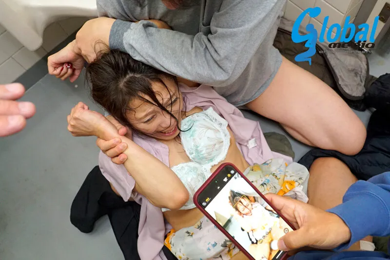 RAPD-011 Global Media 25th Anniversary Special Production: Super Mother-Daughter play - An Unprecedented Three — Jun Suehiro, Yuka Tada, Yumi Anno, screenshot 2