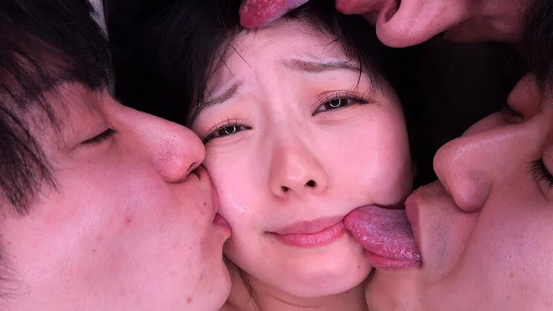 REAL-925 Face-stained play: I learned the secret of a girl who I couldn't even touch her face with, and now I — Rion Izumi, Rion Izumi, screenshot 3