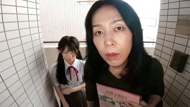 REAL-976 Sacrifice Recruitment: In order to gain followers for a religion, I have to obey my mother's orders a — Minami & Hinano, 南日菜乃, screenshot 1