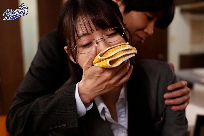 RKI-730 A female detective specializing in infidelity investigations is seduced by the pleasure of a thick dic — Satsuki Kamimura, screenshot 3