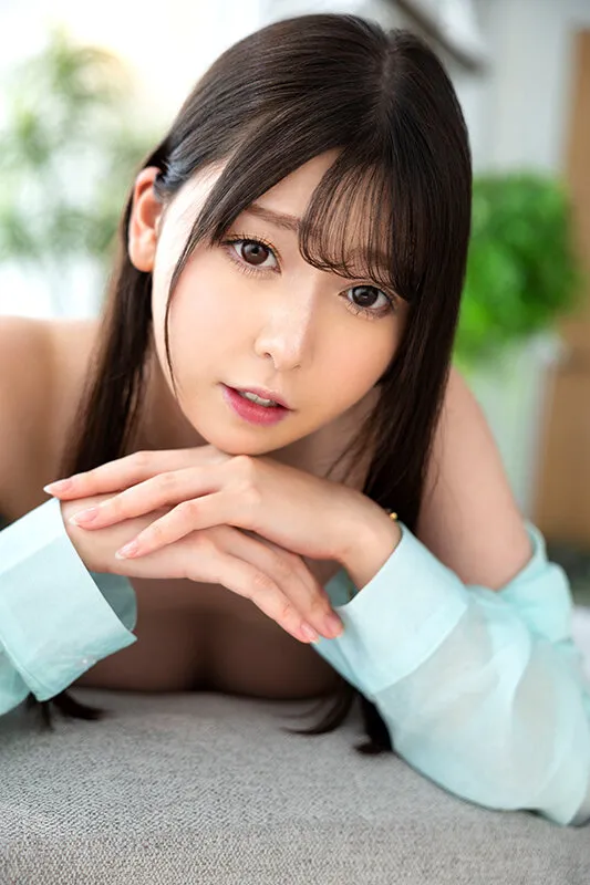 SAVR-218 【VR】竹内美涼 First Time VR 白肌界のヒロインは、寂しがりカノジョ。か細い声で何度も求愛される最高の同棲妄想 — 竹内美涼, 竹内美鈴, スクリーンショット 1