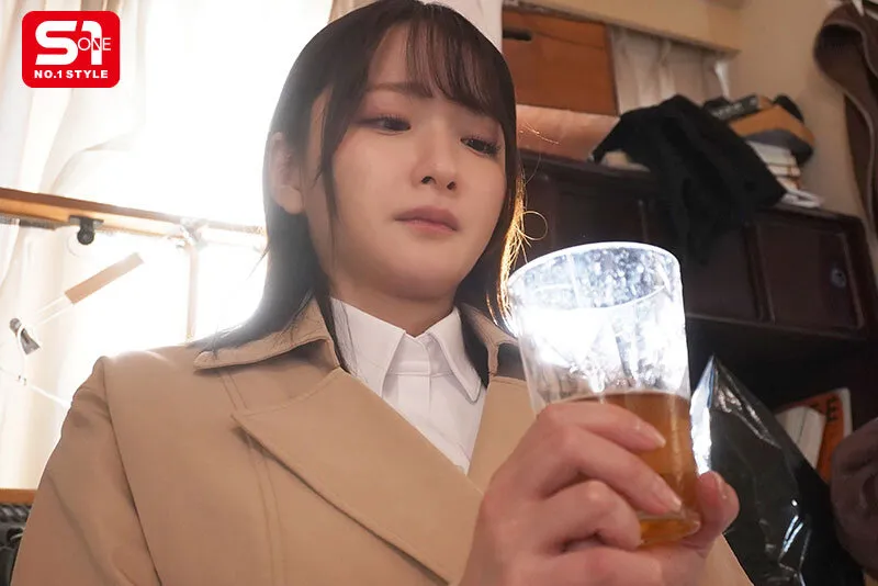 SONE-815 A lewd, busty real estate lady came to visit my trash house. Mei Washio — Mei Washio, screenshot 1