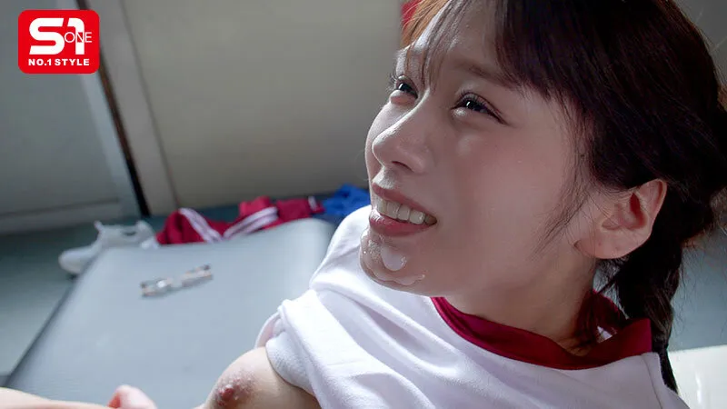 SONE-908 \"Please use my pussy anytime.\" A schoolgirl who doesn't want to be left out uses her body to flatte — Kodama Nanami, screenshot 3